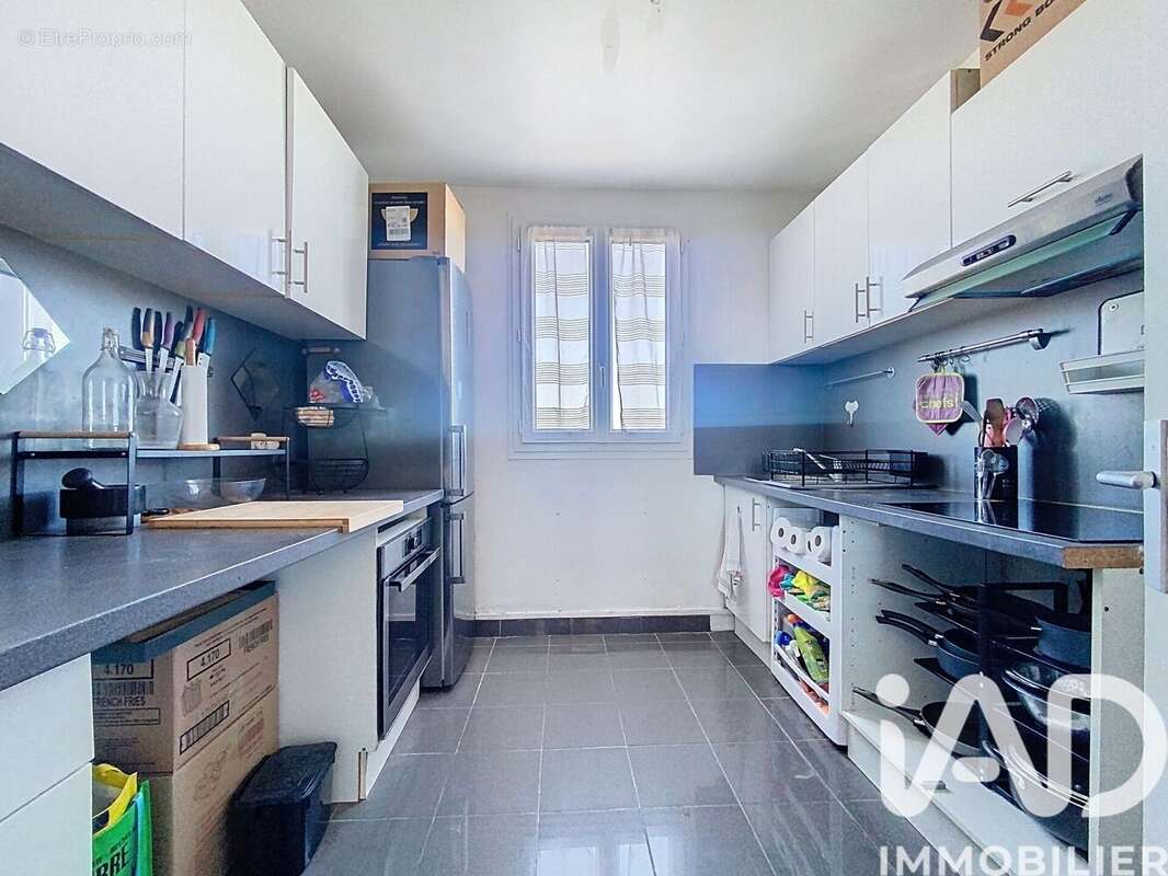 Photo 5 - Appartement à SAINTE-GENEVIEVE-DES-BOIS