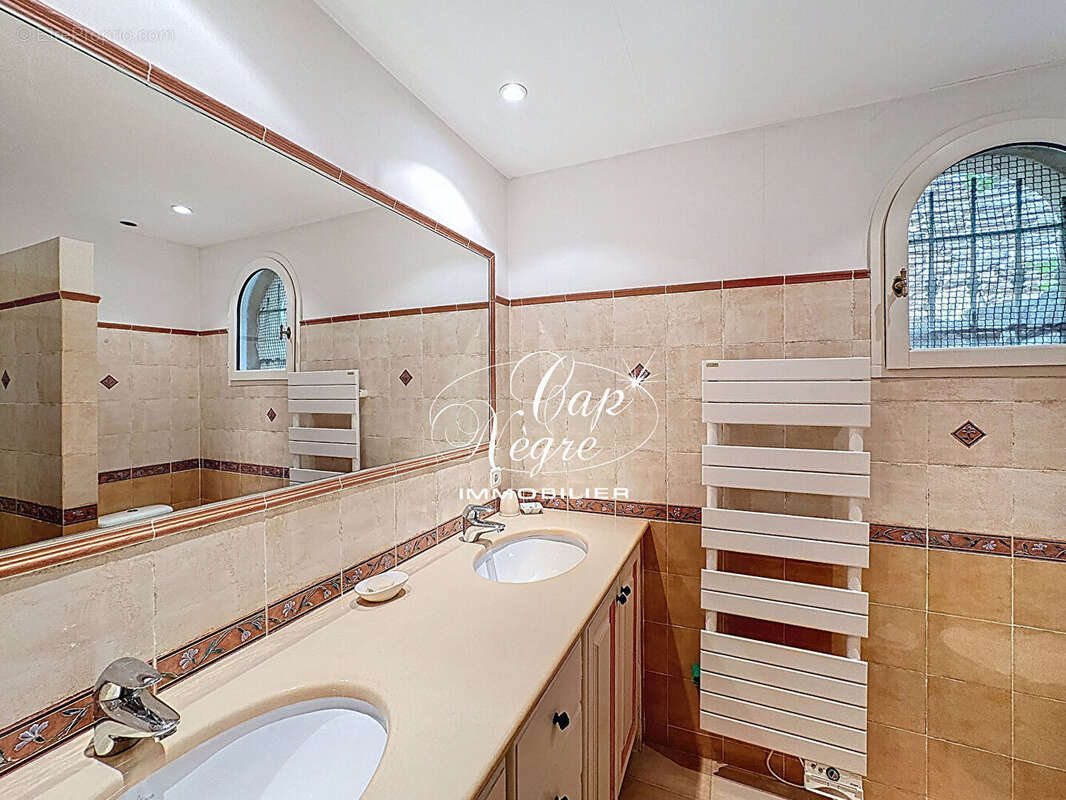 Maison à RAYOL-CANADEL-SUR-MER