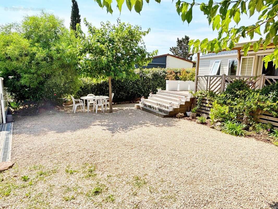 Maison à ROQUEBRUNE-SUR-ARGENS