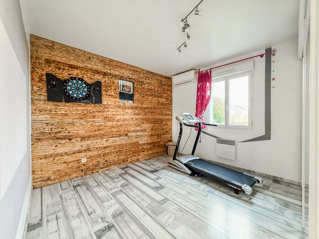 Maison à ROSIERES-EN-SANTERRE