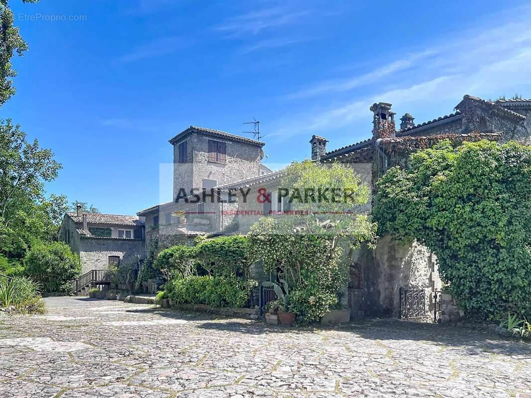 Appartement à CAGNES-SUR-MER