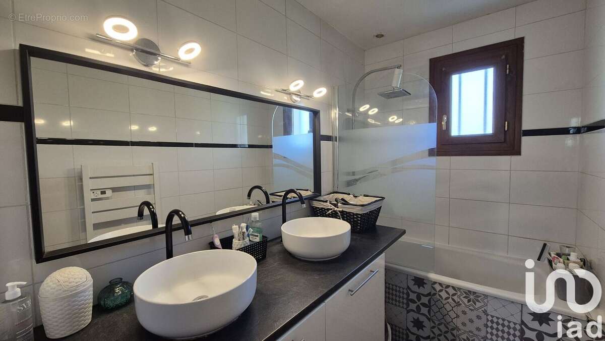 Photo 9 - Maison à COURPALAY