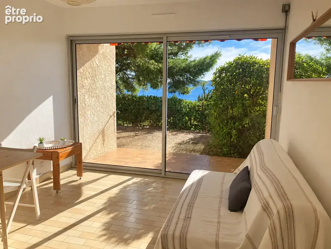 HYÈRES   ALMANARRE / COSTEBELLE T2 vue mer terrasse et jardin - photo 5