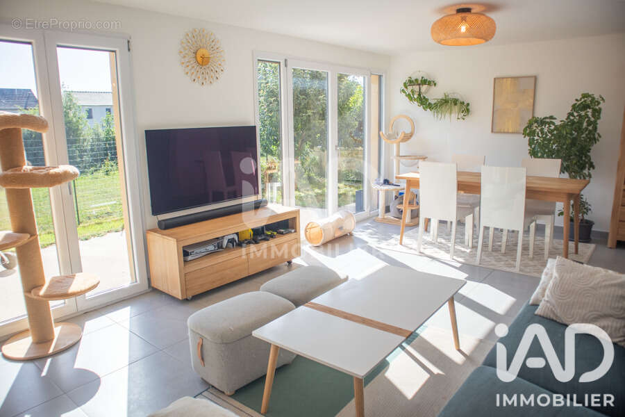 Photo 2 - Maison à LIVERDY-EN-BRIE