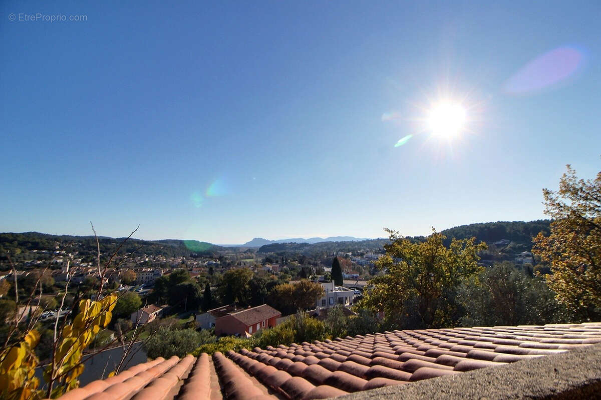Maison à TRANS-EN-PROVENCE