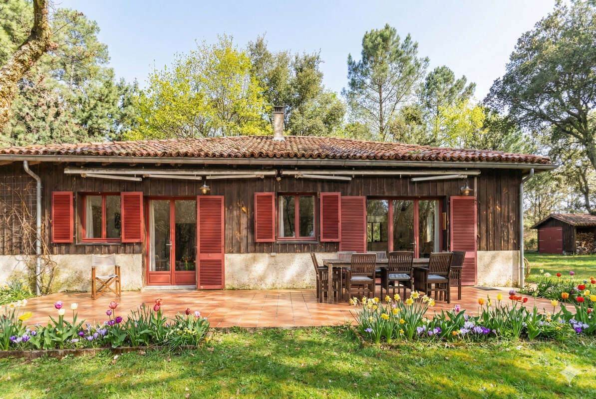 Maison à VIELLE-SAINT-GIRONS