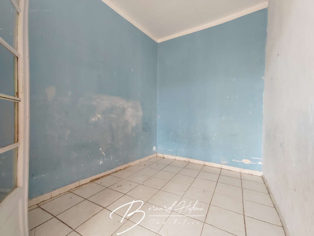 Appartement à MARSEILLE-6E