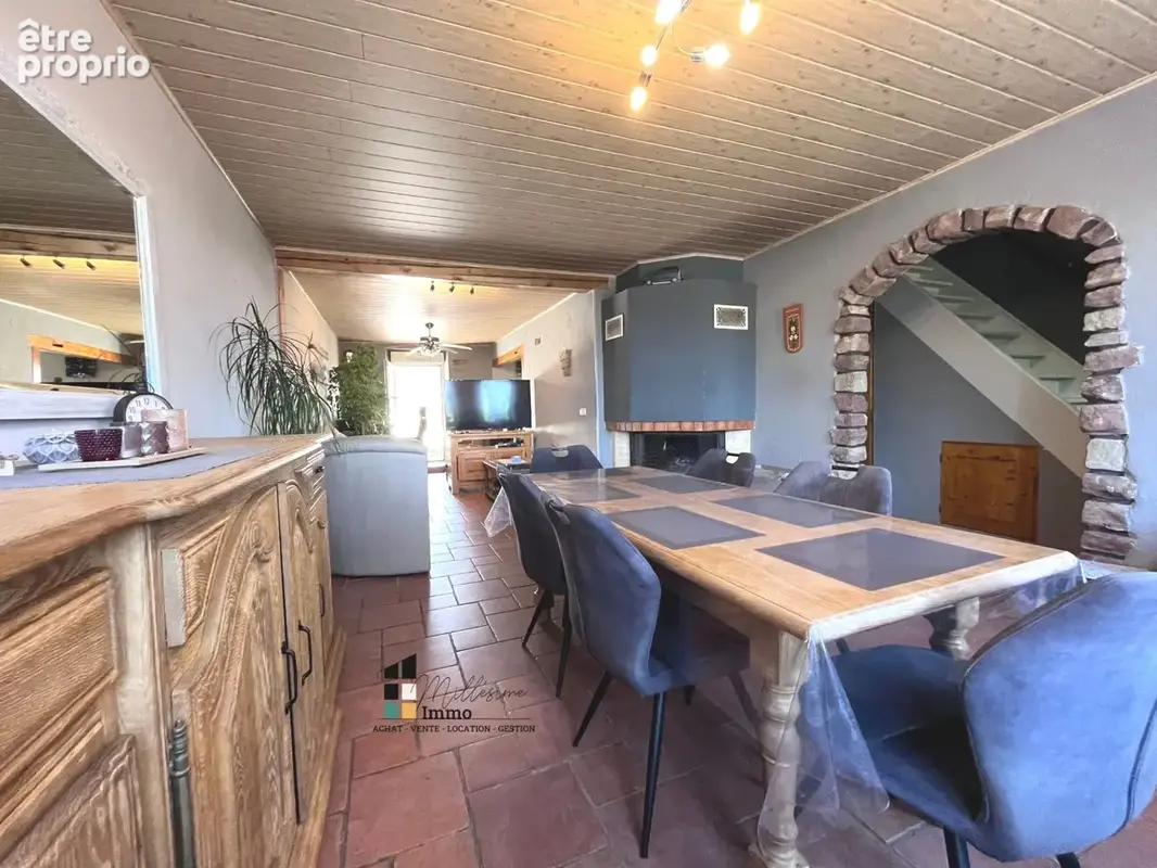 Maison 8 pièces 219 m² à vendre à Schoenbourg (67320) - photo 3