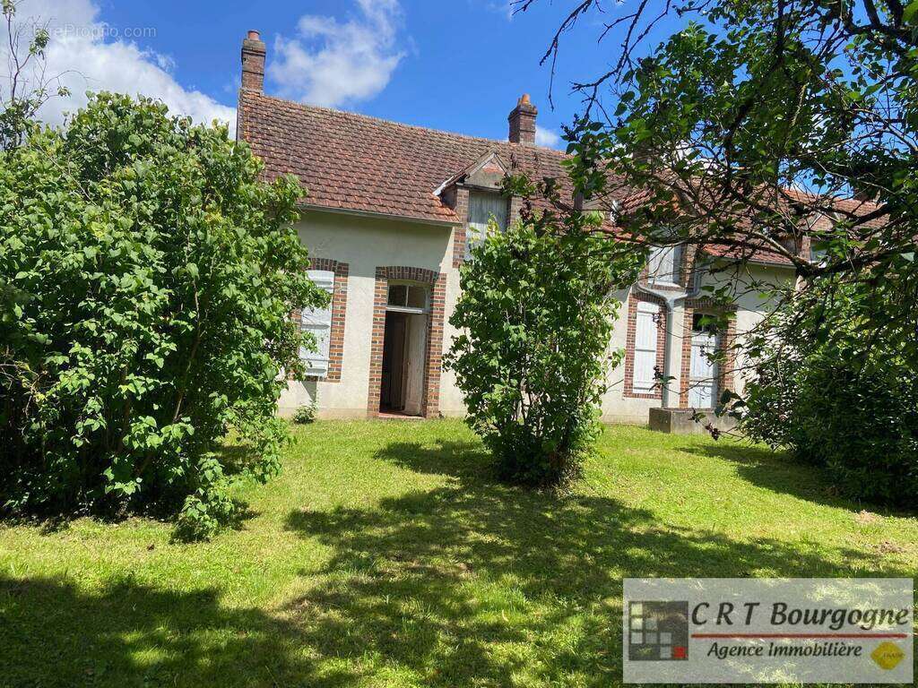 Maison à CHAMPIGNELLES