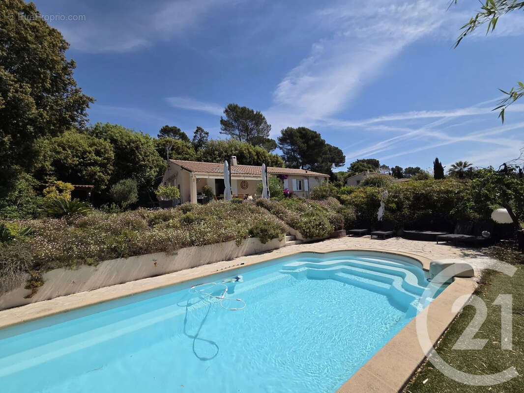 Maison à BIOT