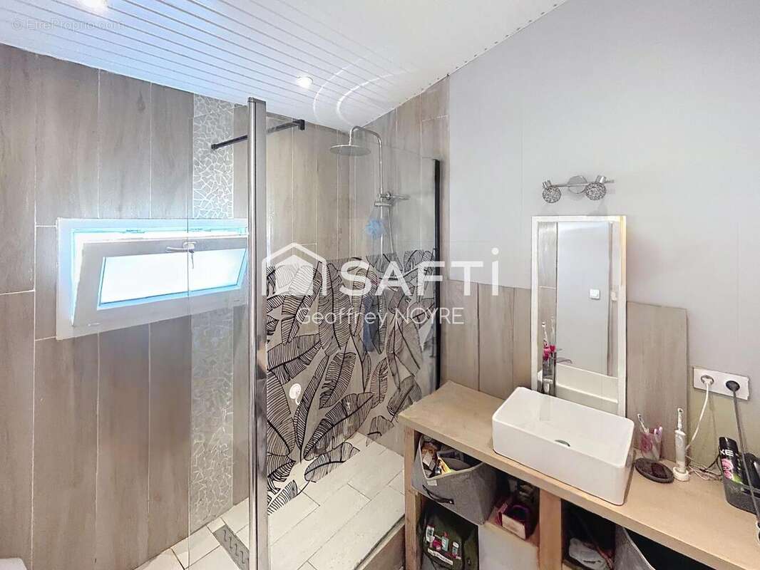 Photo 3 - Maison à SAINT-ESTEPHE