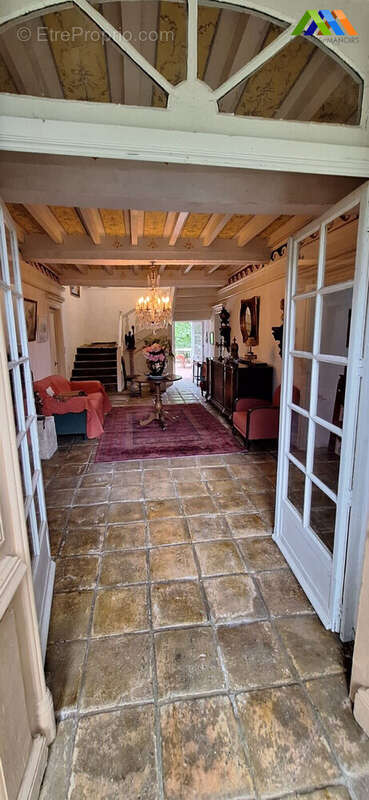 Maison 347 m² à Seissan  - photo 7