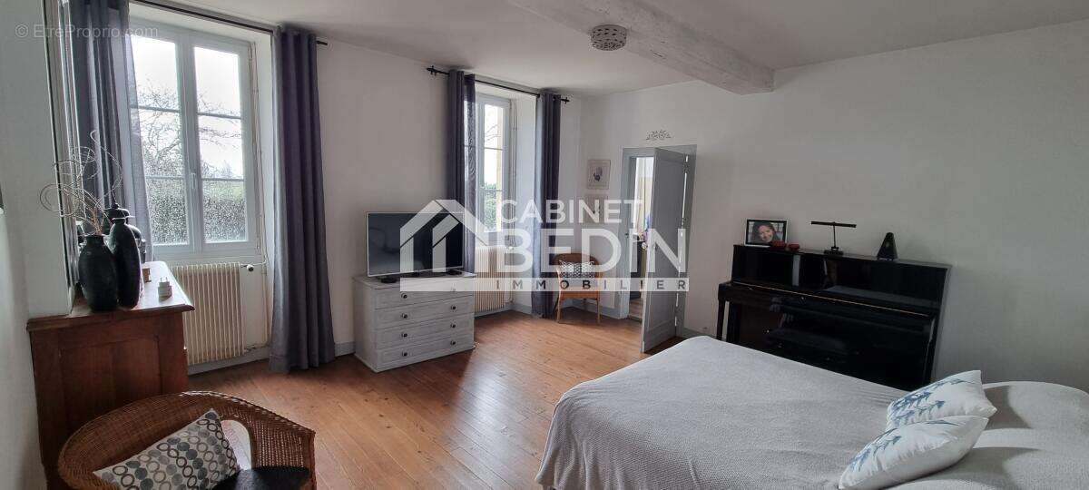 Maison à BAYON-SUR-GIRONDE