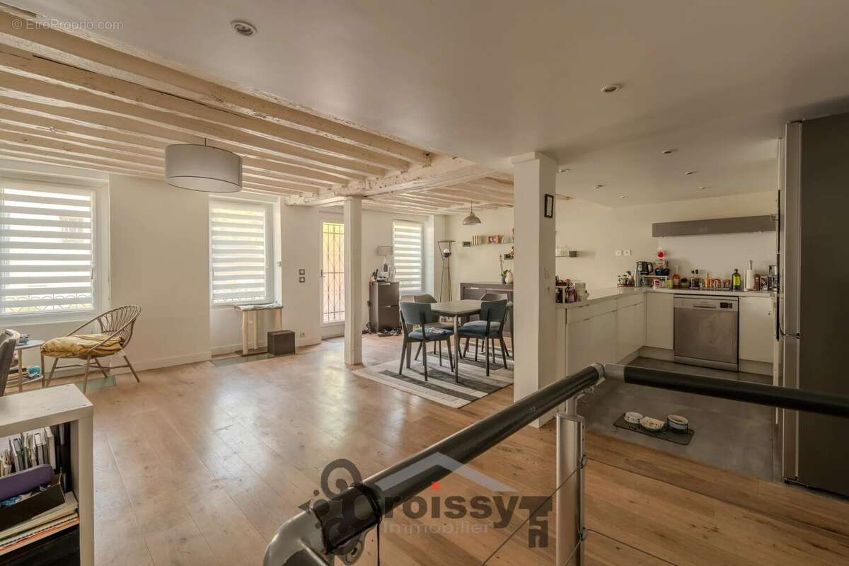 Appartement à CROISSY-SUR-SEINE
