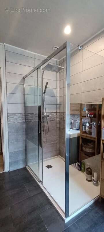 Maison à MONT-SAINT-SULPICE