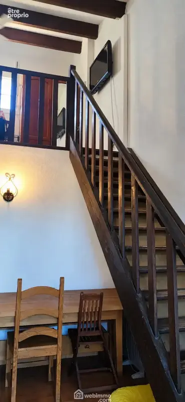 Escalier mezzanine.