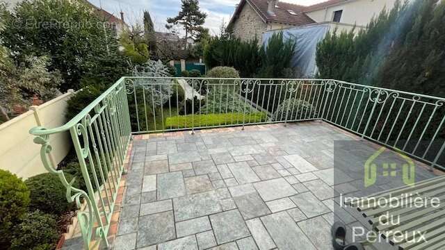 Maison à LE PERREUX-SUR-MARNE