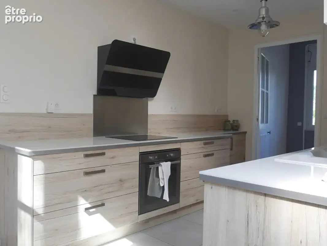 Maison 9 pièces 180 m² à vendre à Barentin (76360) - photo 2