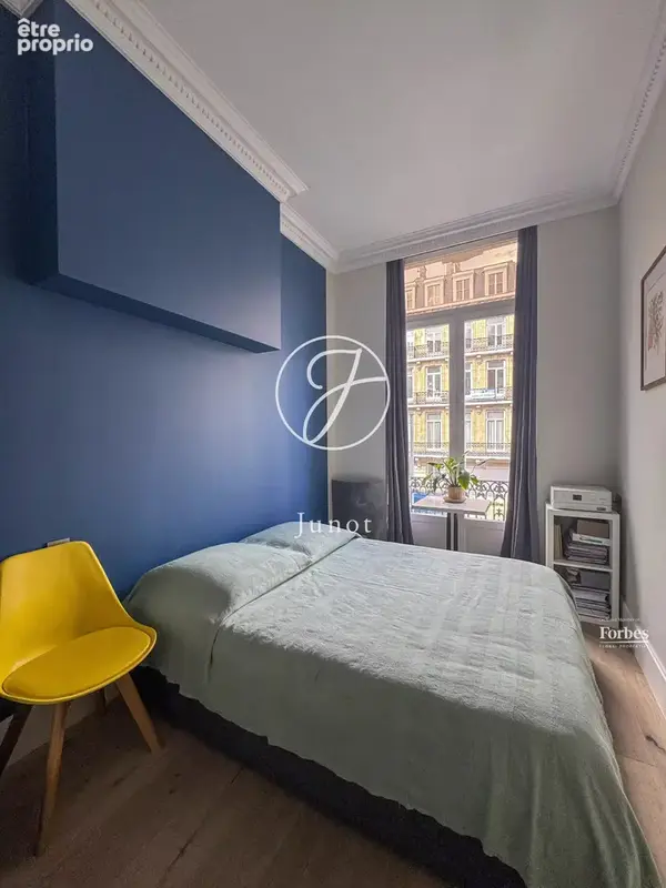 Lille - HYPER CENTRE  - Appartement - 4 pièces - 88m² - 3 chambres - Petite copropriété - photo 13