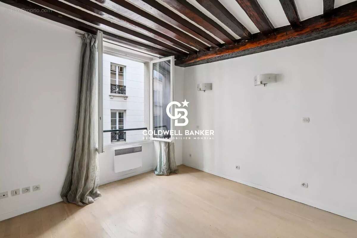 Appartement à PARIS-7E