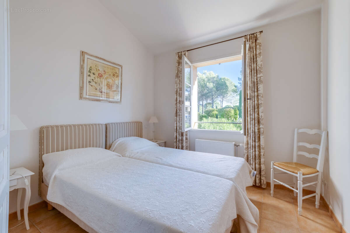 Maison à LA MOTTE