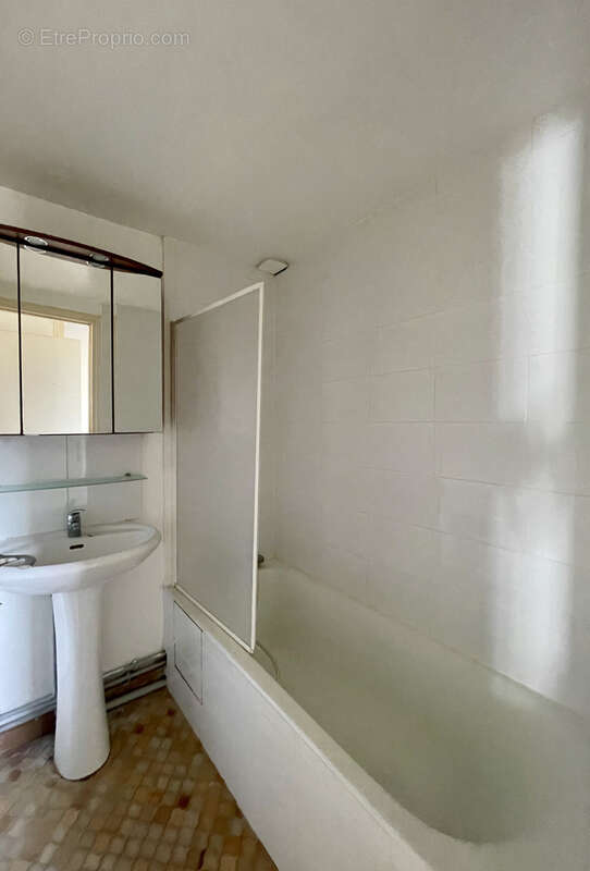 Appartement à VAUX-SUR-MER