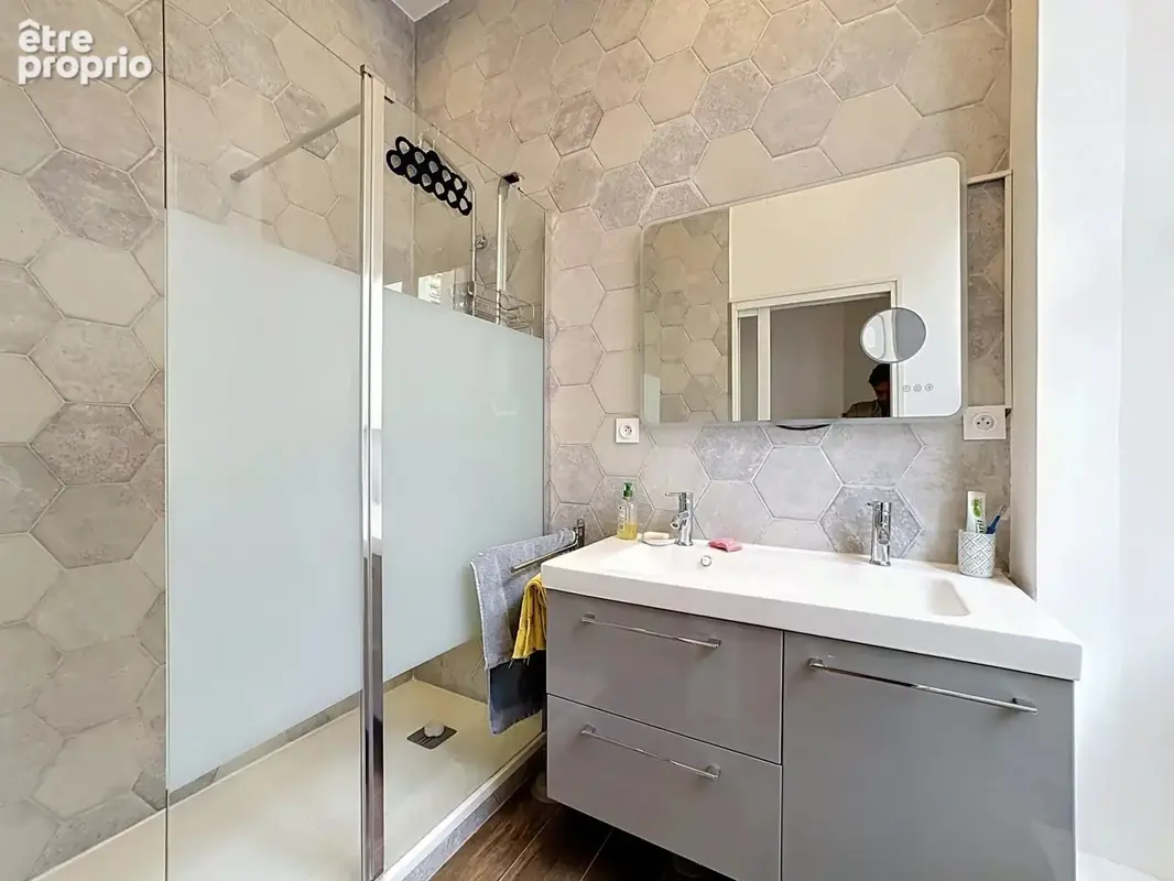 Cannes centre – appartement 5p de caractère rénové – terrasse 35 m² - photo 13