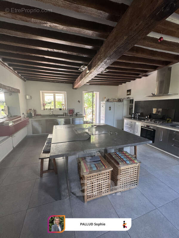 Maison à MORANGLES