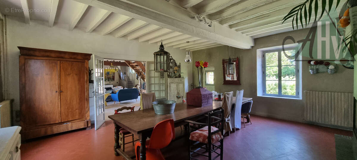 Maison à CHALAUTRE-LA-GRANDE