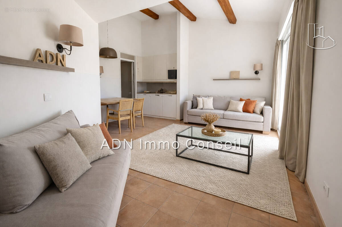 Appartement à MALLEMORT
