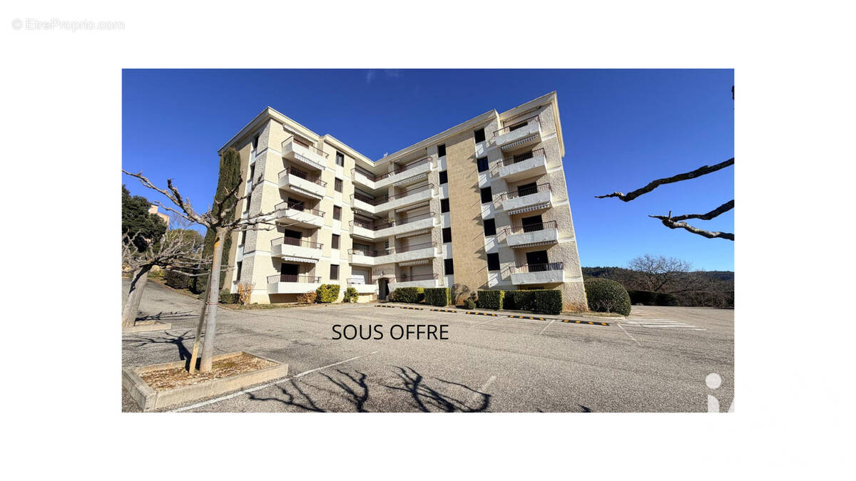 Photo 1 - Appartement à GREOUX-LES-BAINS