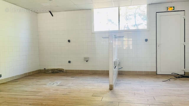 Commerce à SAINT-ANDIOL