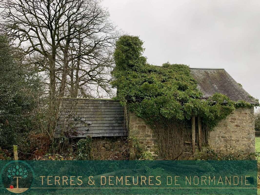 Terrain à SOURDEVAL