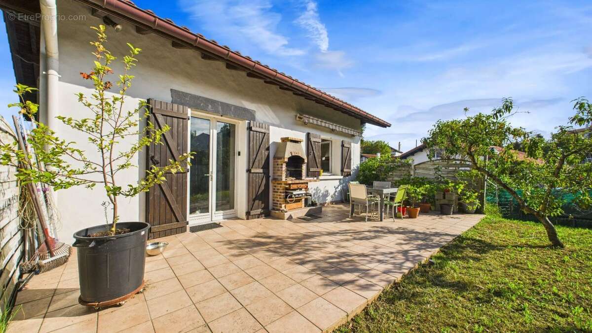 Maison à GUETHARY