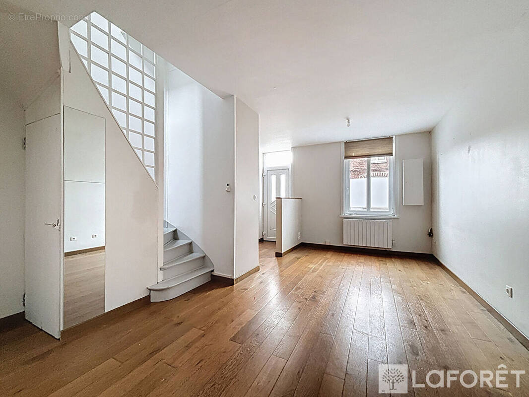 Maison à ARMENTIERES