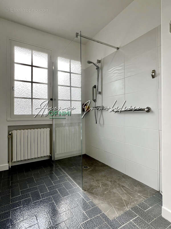 Maison à ECOTAY-L&#039;OLME