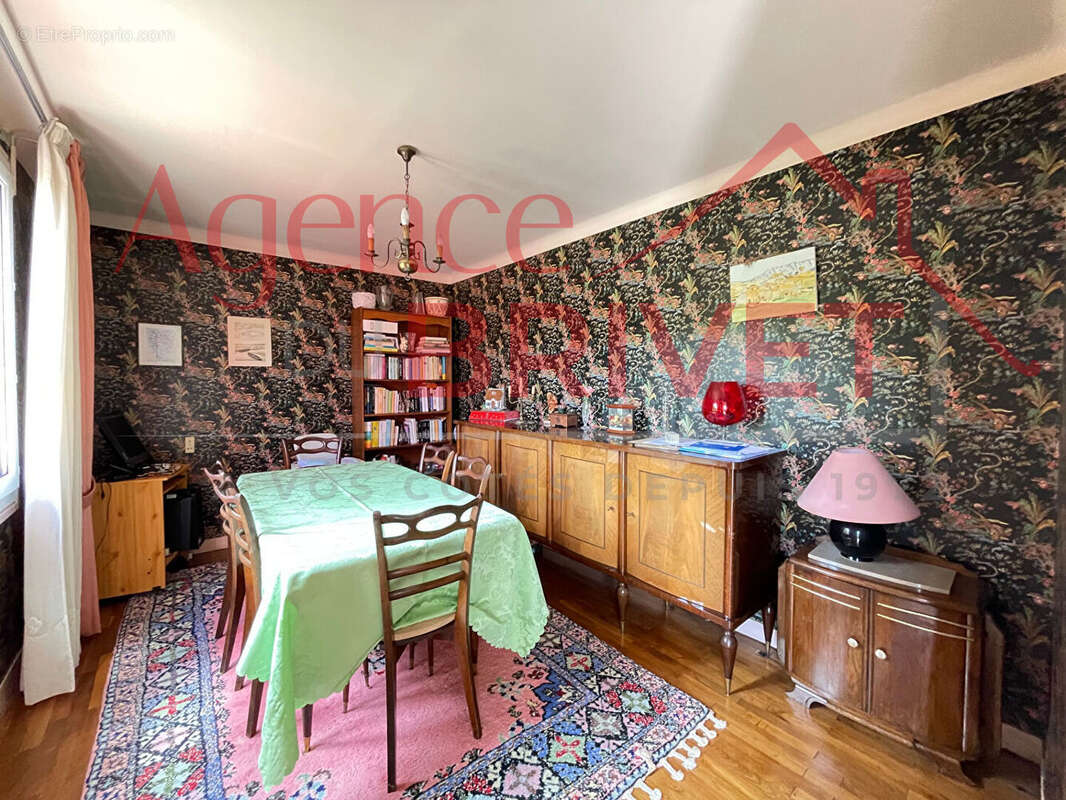 Maison à LA CHAPELLE-DES-MARAIS