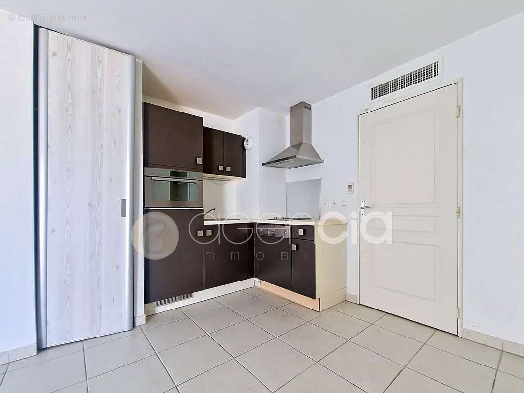Appartement à MANDELIEU-LA-NAPOULE