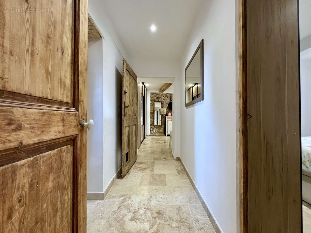 Maison à PLAN-DE-LA-TOUR