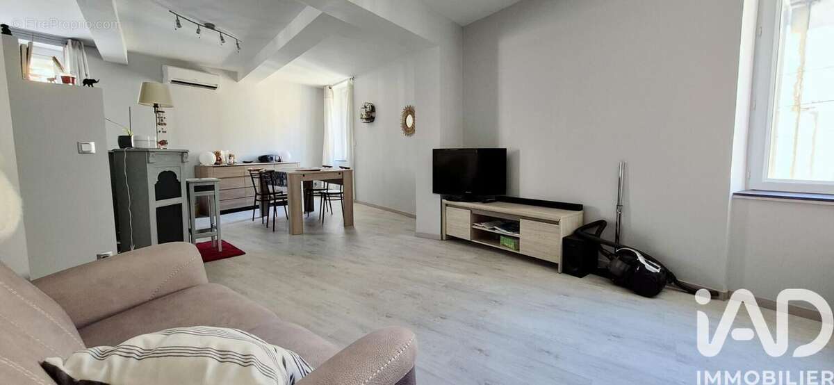 Photo 2 - Maison à NISSAN-LEZ-ENSERUNE