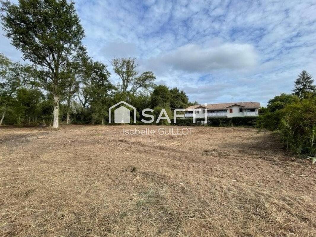 Photo 1 - Terrain à LANTON