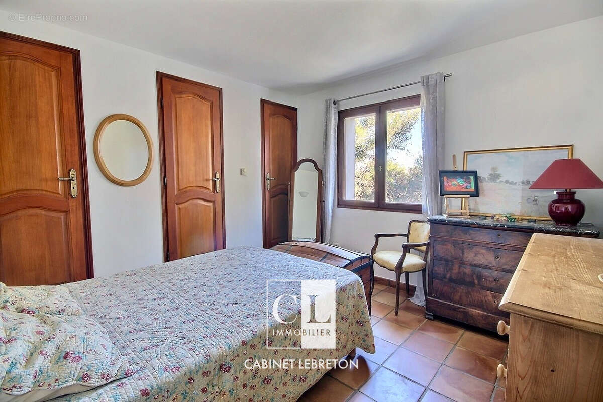 Maison à CADOLIVE