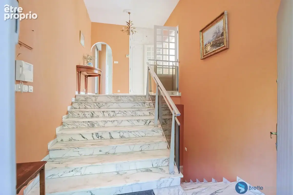 Toulon faron - maison d'architecte t8 sur terraun de 1530m2 arbore - photo 14