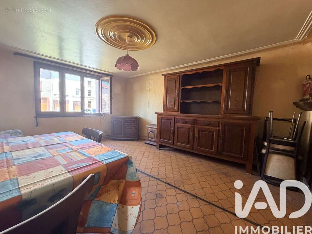 Maison 216 m² à Roupeldange  - photo 2