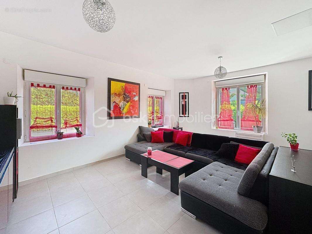 Maison à GARANCIERES