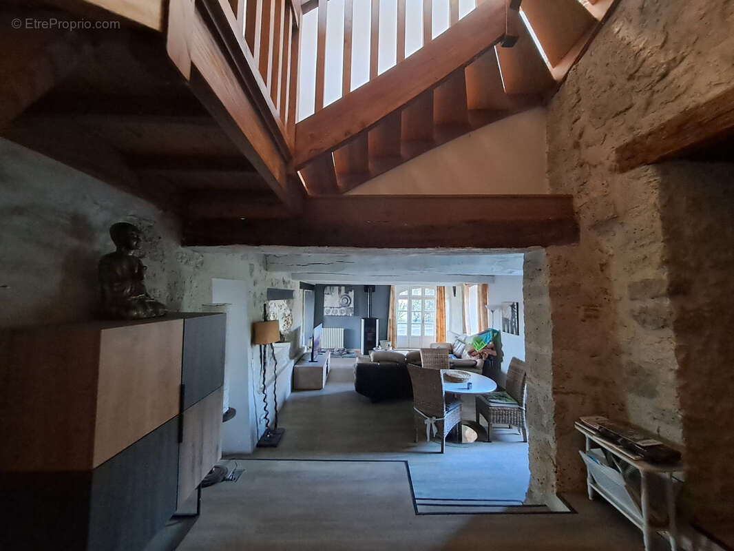 Maison à CLERMONT-DESSOUS