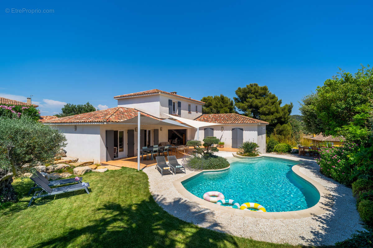 Maison à SIX-FOURS-LES-PLAGES