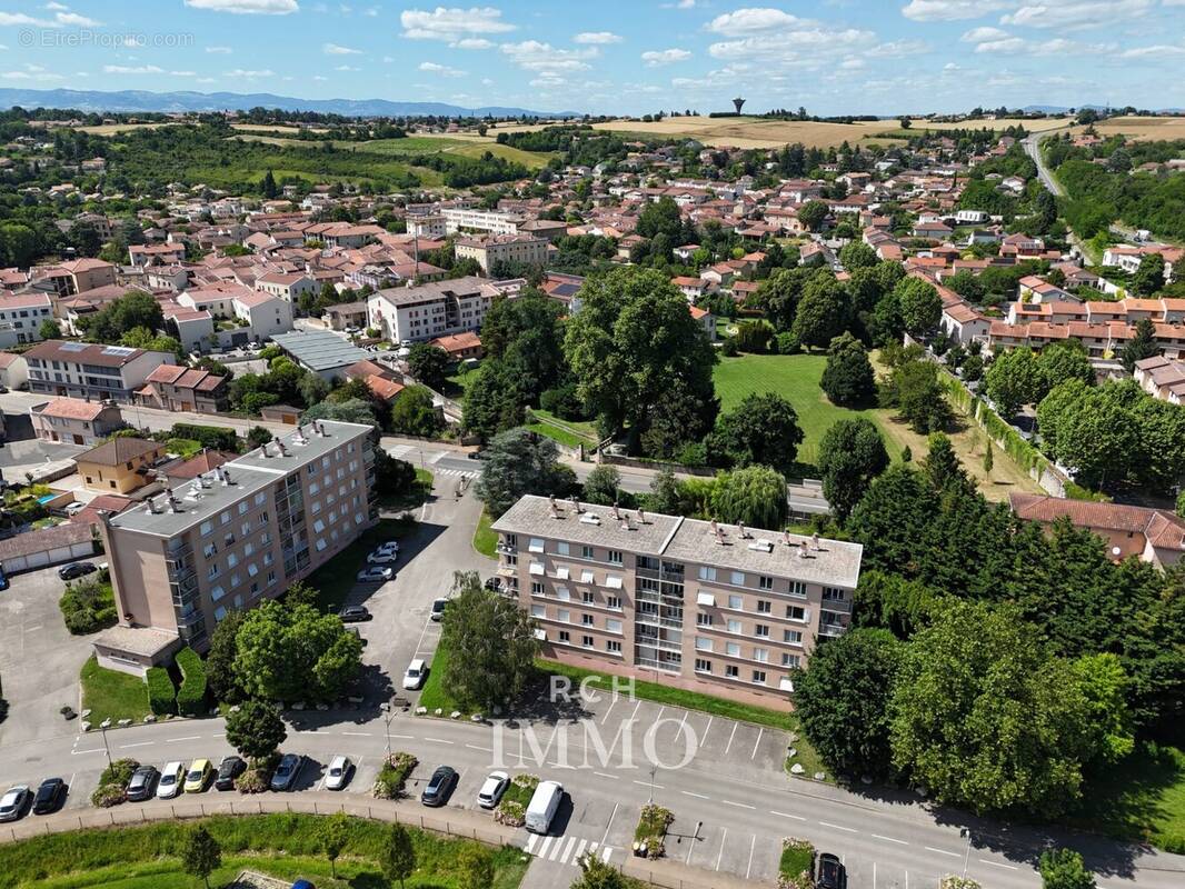 Appartement 65 m² à Saint-Symphorien-D'ozon  - photo 7