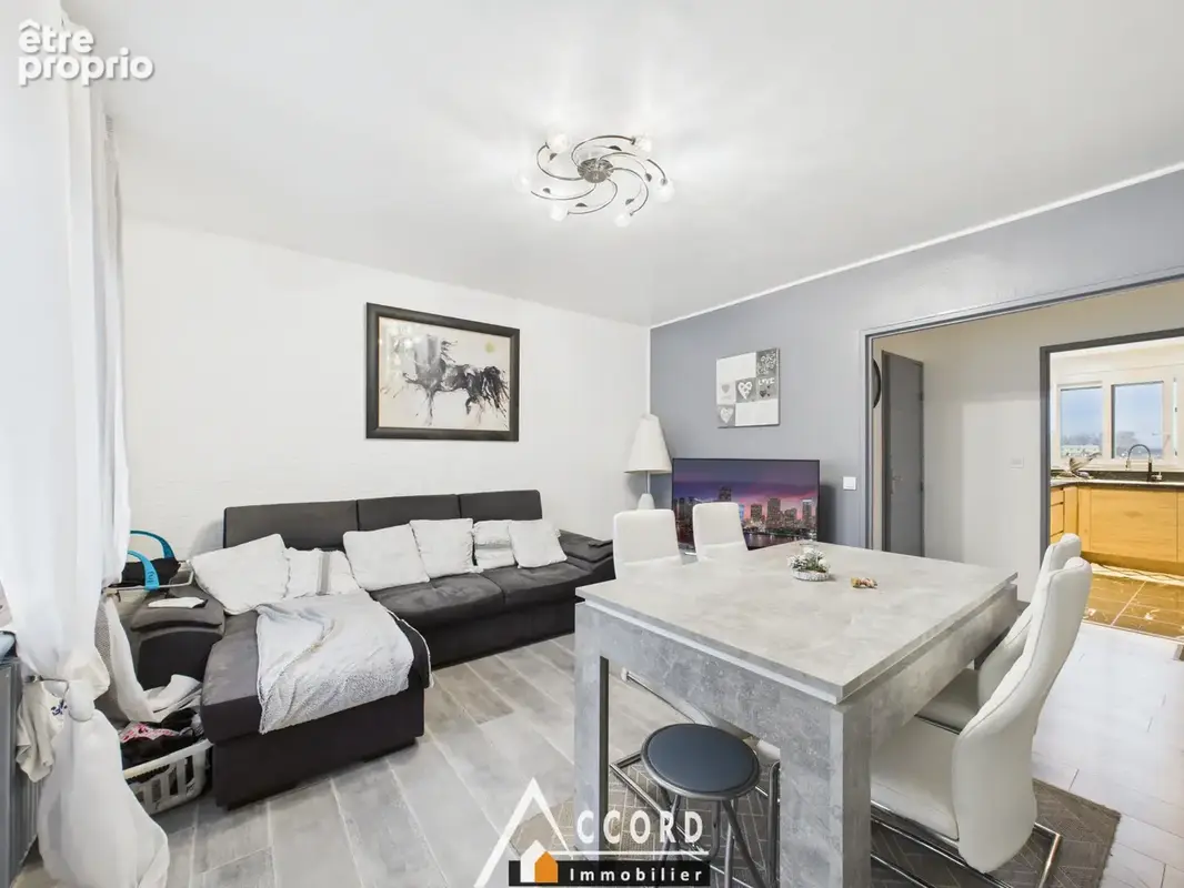 Appartement à SARTROUVILLE