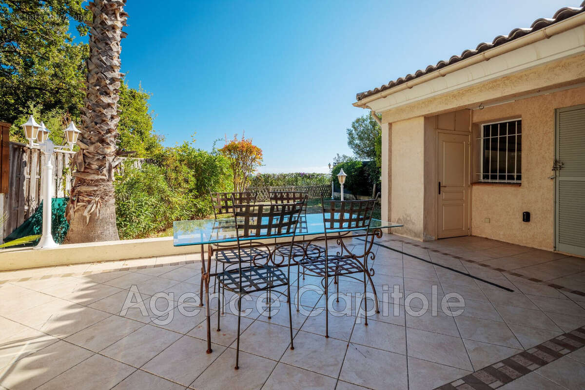 Maison à VILLENEUVE-LOUBET